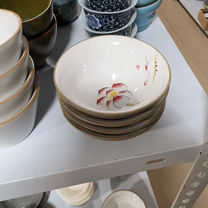 主人杯一个，瓷。。。。。