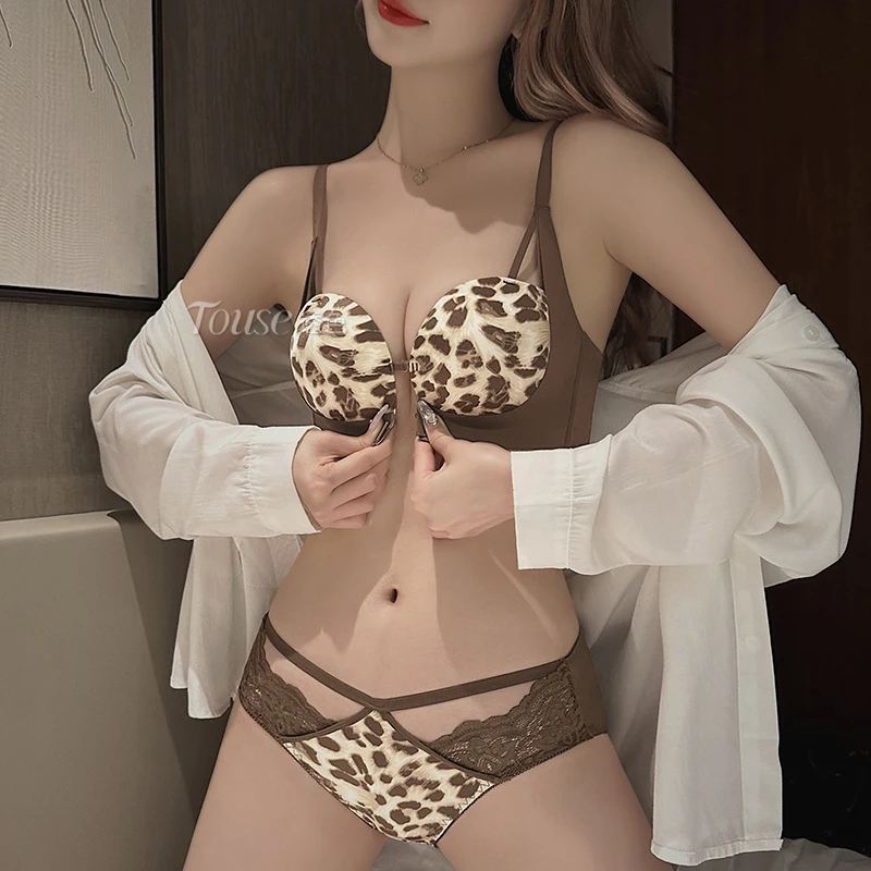 原版前扣内衣女小胸聚拢无钢圈收副乳新款内裤套装性感豹纹文胸