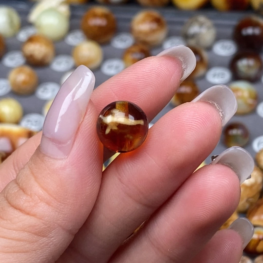 裸石金珀未镶嵌10.2