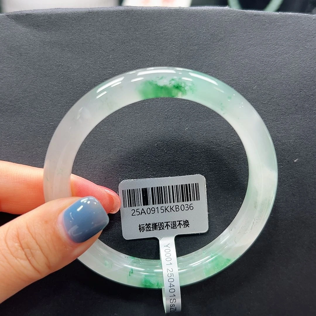 未镶嵌手镯石英质玉（非洲翠）唐唐57.8