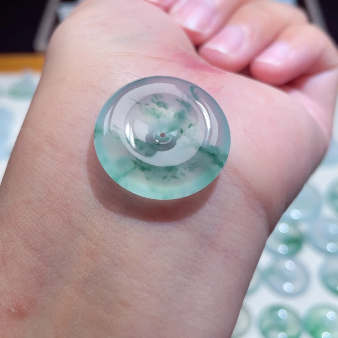 颈饰未镶嵌翡翠扣子