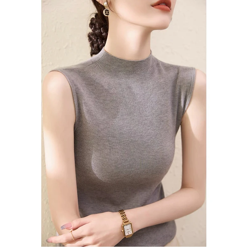 高雅大方！16针高密度精纺羊毛半高领无袖针织打底衫