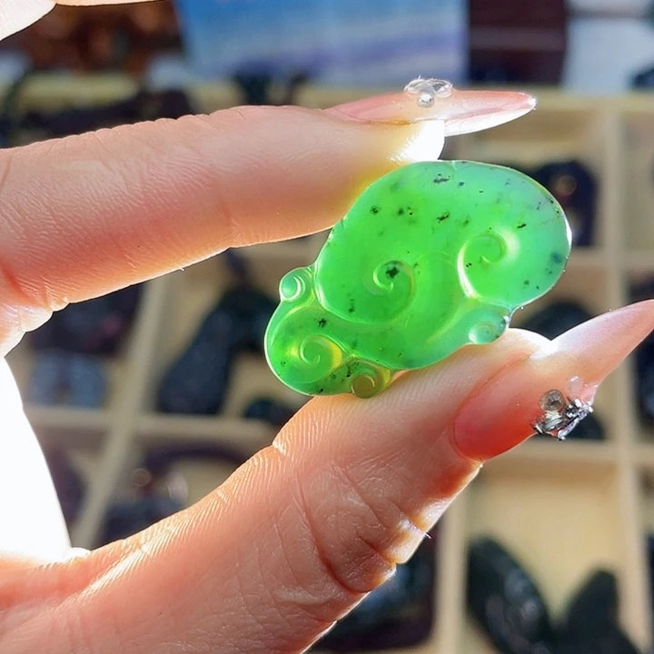 蛇纹石玉未镶嵌挂件泰山玉如意