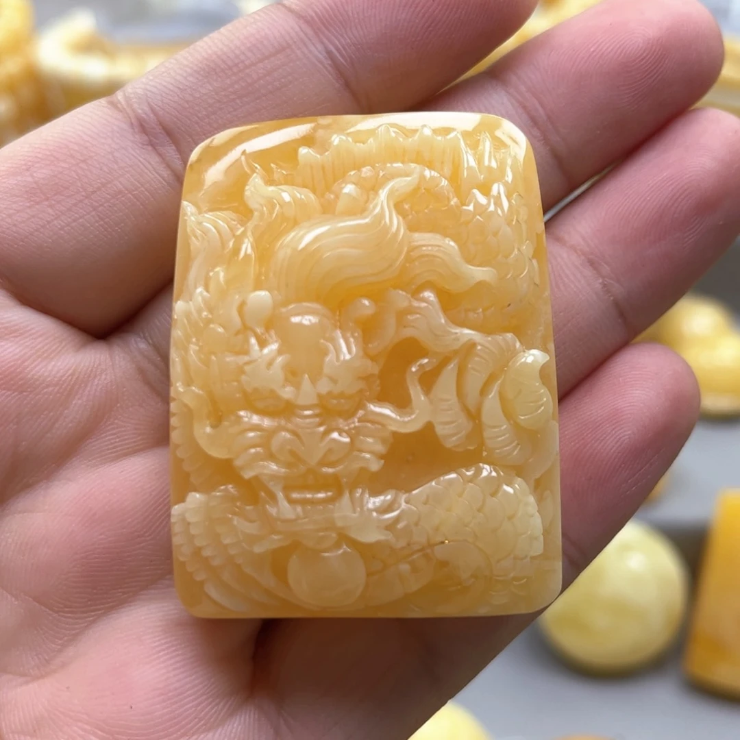 琥珀颈饰未镶嵌吊坠