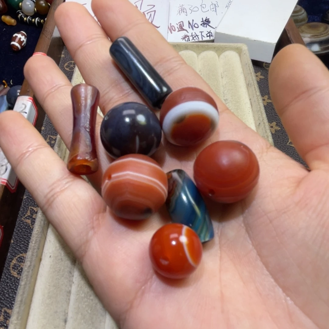 小***晓玛瑙/玉髓未镶嵌珠宝半成品