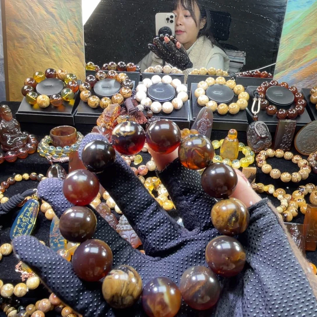 琥珀手链未镶嵌溶洞18