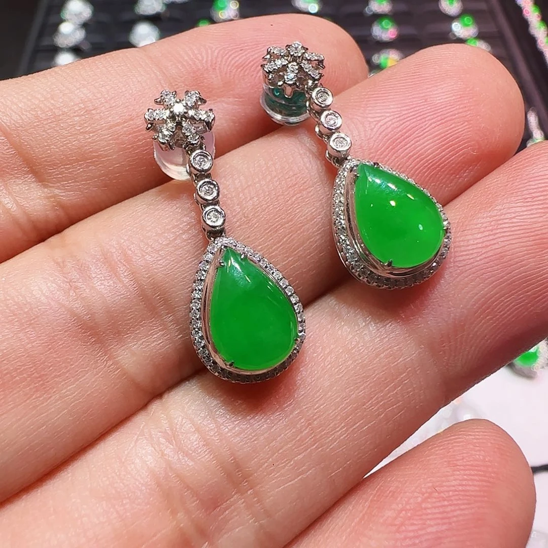 翡翠18K金镶嵌耳饰