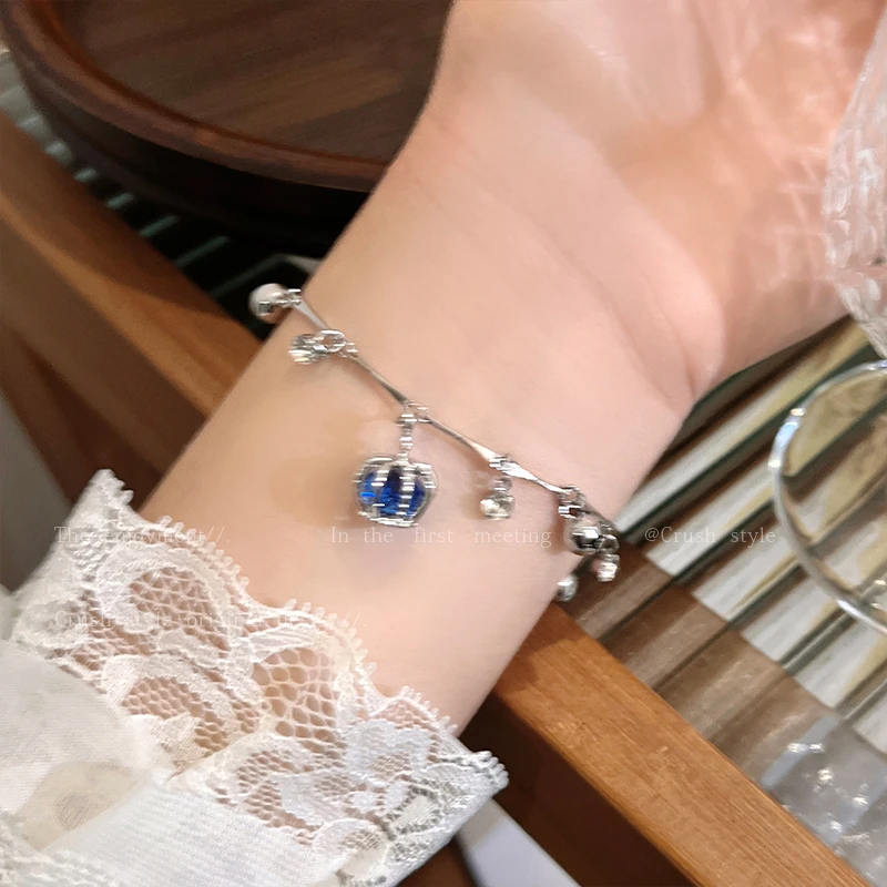 铜合金合成锆石手链 皇冠铃铛手链女小众设计感个性百搭手饰9811