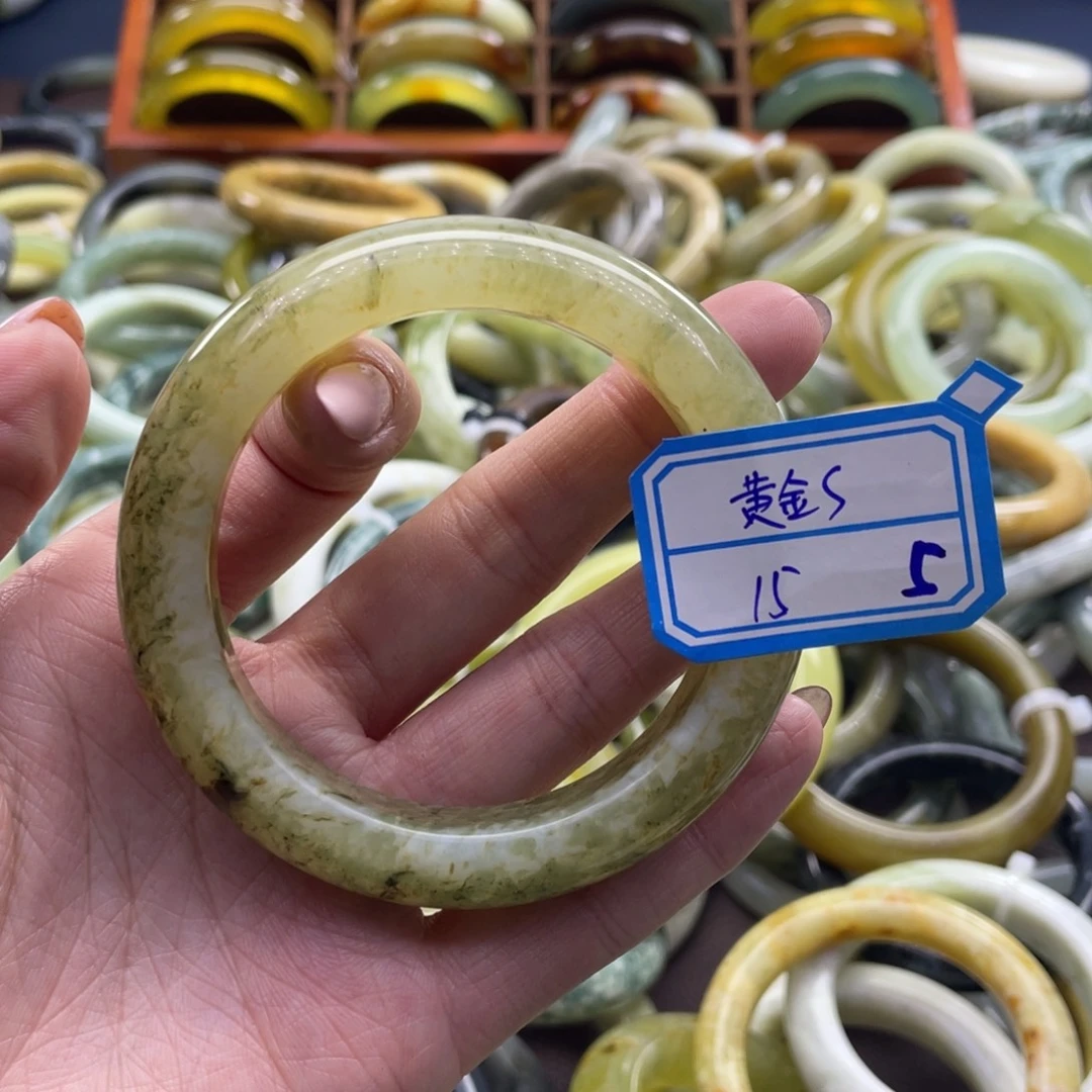 黄***金蛇纹石玉未镶嵌手镯