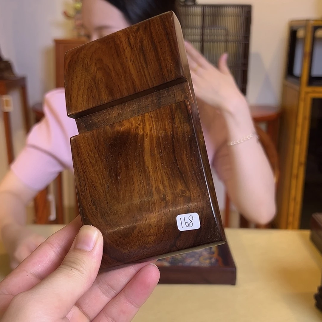 红酸枝木类成套家具