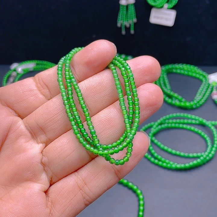 颈饰未镶嵌翡翠A货卡2.7