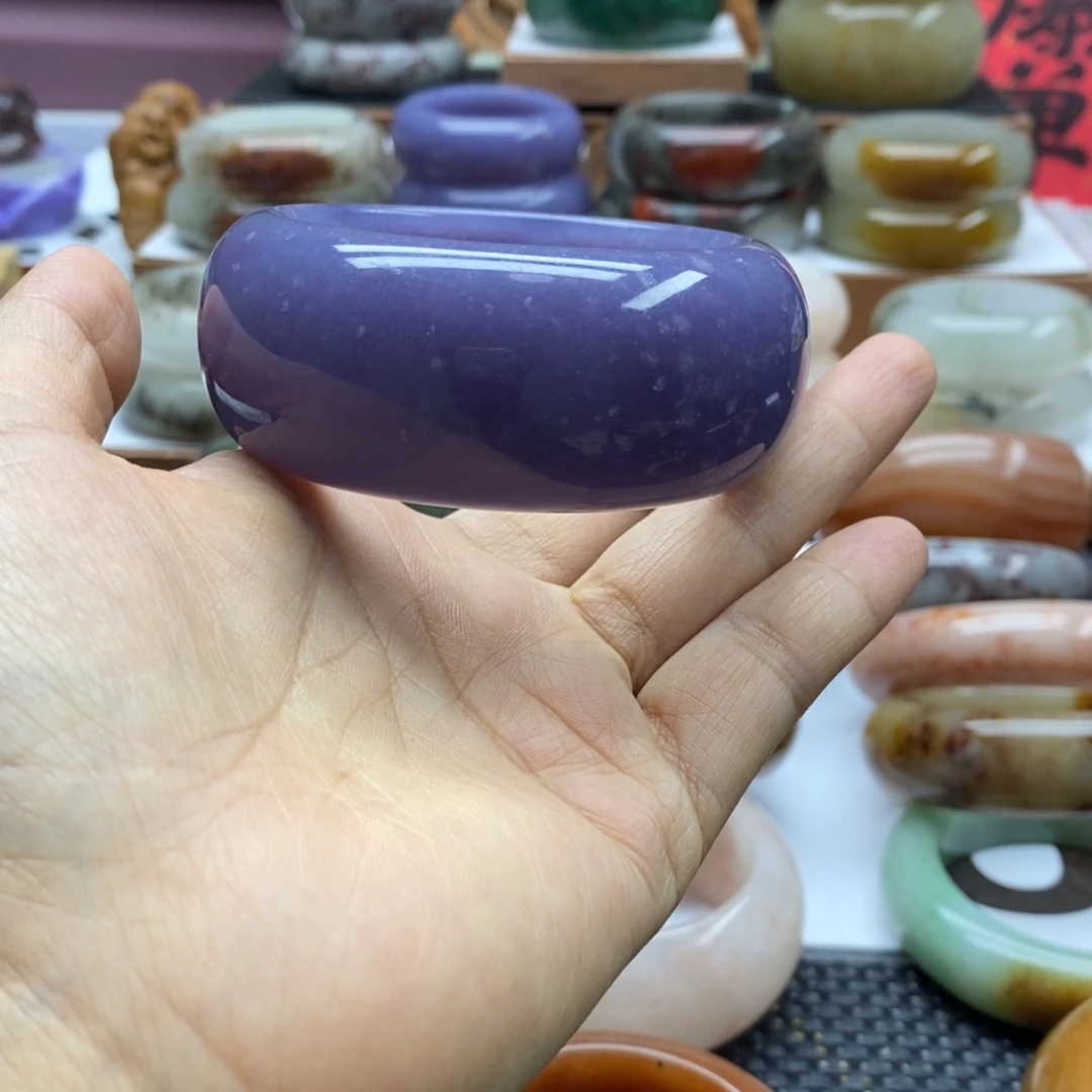 龙***姐石英岩玉手镯未镶嵌