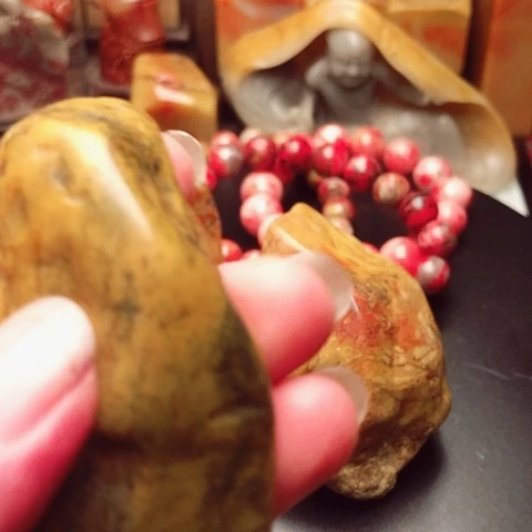 可***可昌化石质地细腻柔软光滑