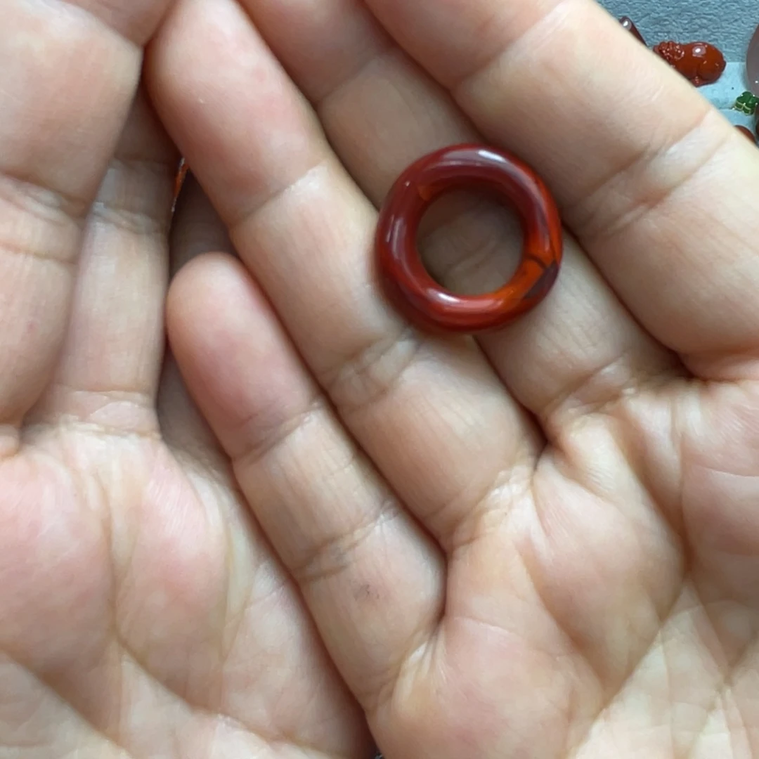 南红玛瑙未镶嵌颈饰
