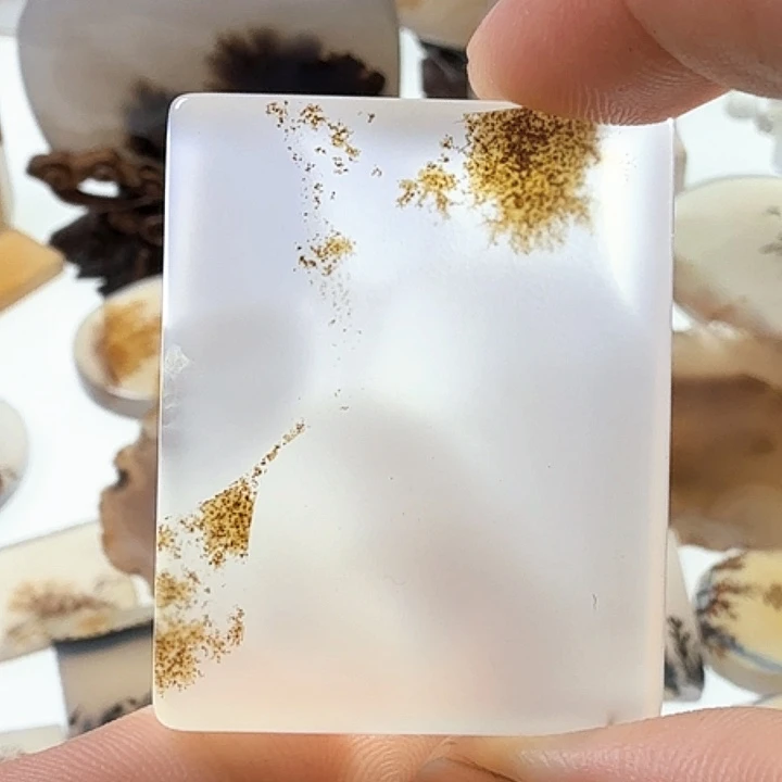 玛瑙/玉髓未镶嵌珠宝半成品