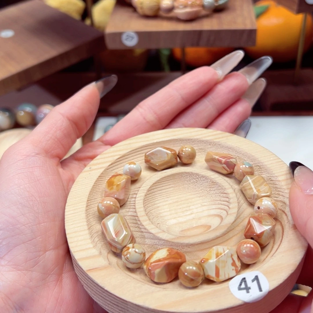 【闪购商品】石英质玉手链未镶嵌海**巛138