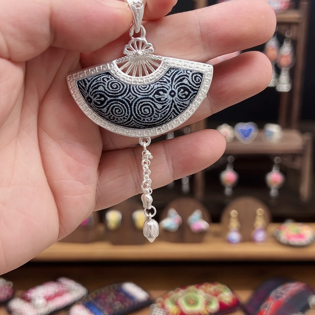 刺绣手工刺绣饰品