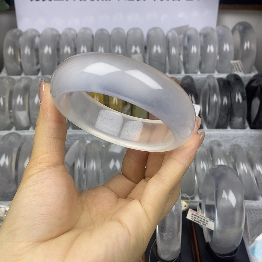 石英质玉未镶嵌手镯64.5