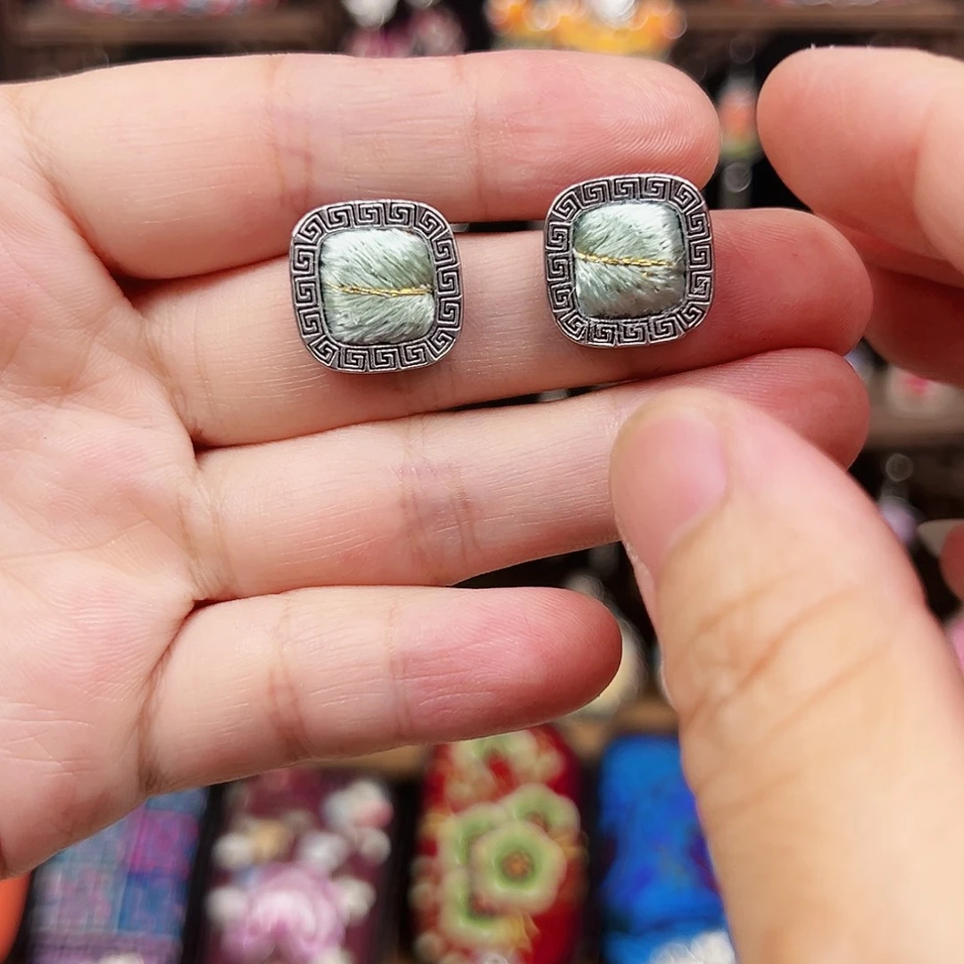 黄铜925银布艺手工刺绣