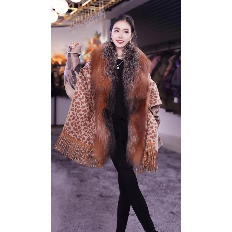 【Yongjia】设计师皮毛一体配狐狸毛领外套21201-浅黄直毛欧普印花