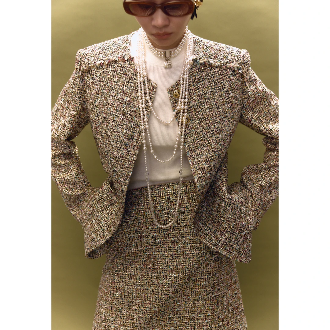 双贴袋花纱小香风外套LGD2EAW095