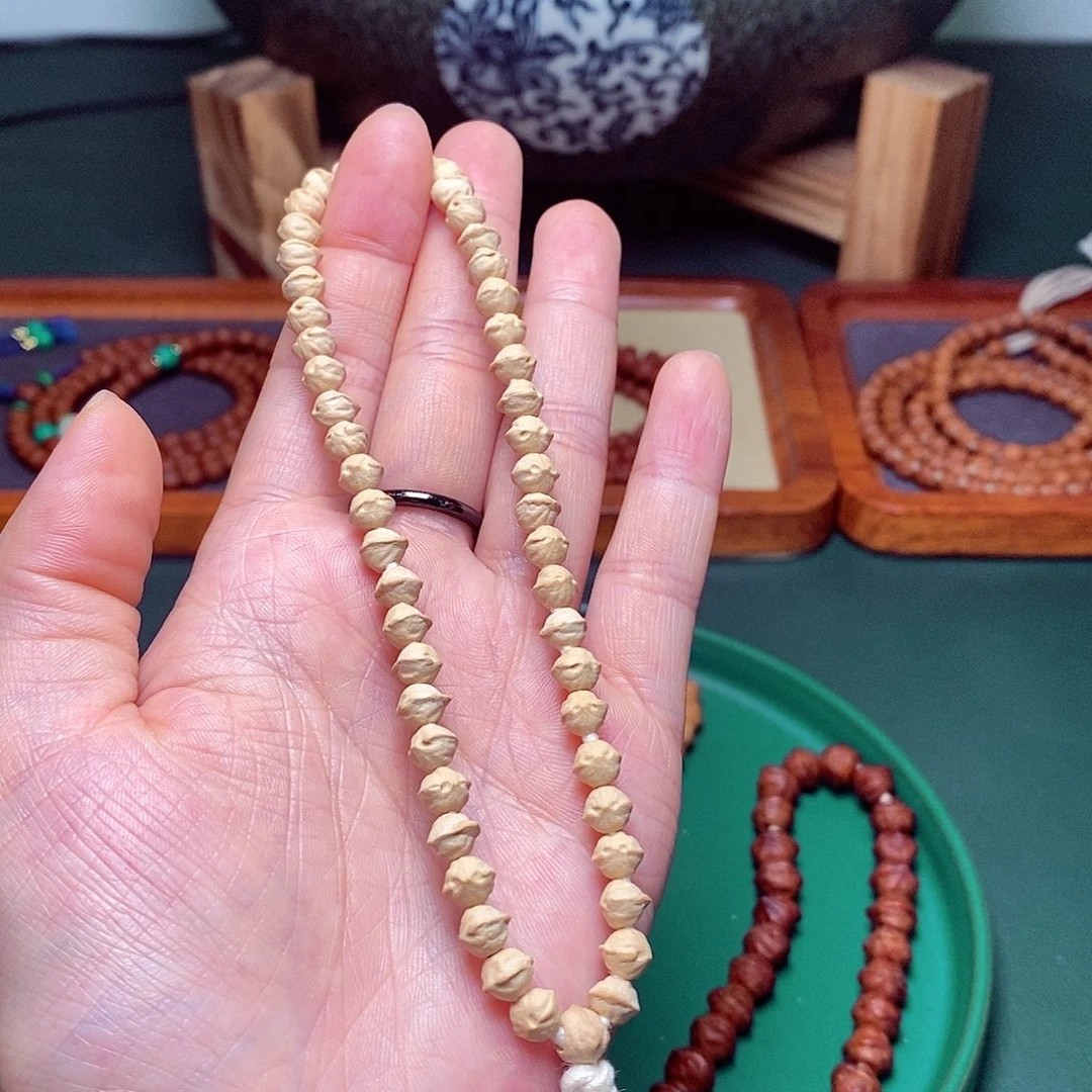 柏香籽/百香籽吊坠75