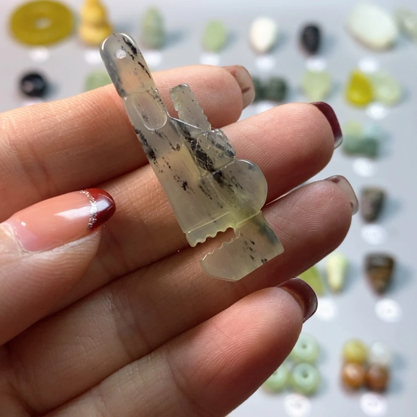 【闪购商品】蛇纹石玉吊坠(不含链)未镶嵌