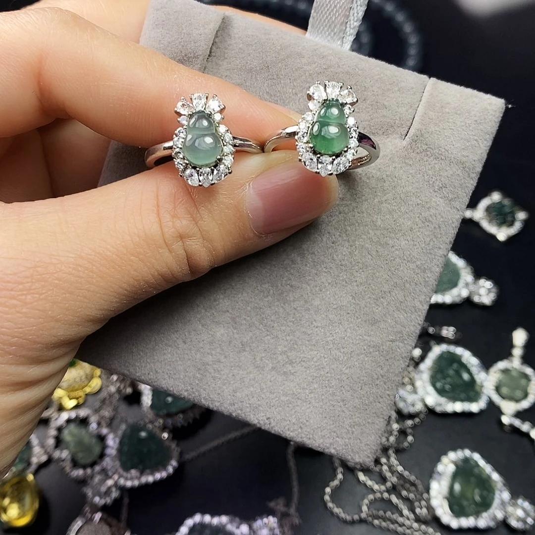 翡翠戒指未镶嵌发其一戒指