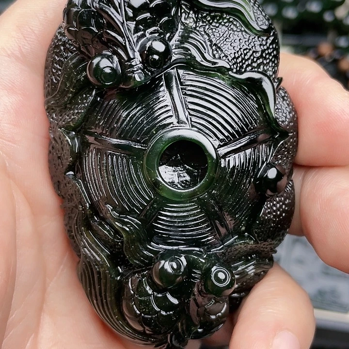 简***单蛇纹石玉未镶嵌挂件