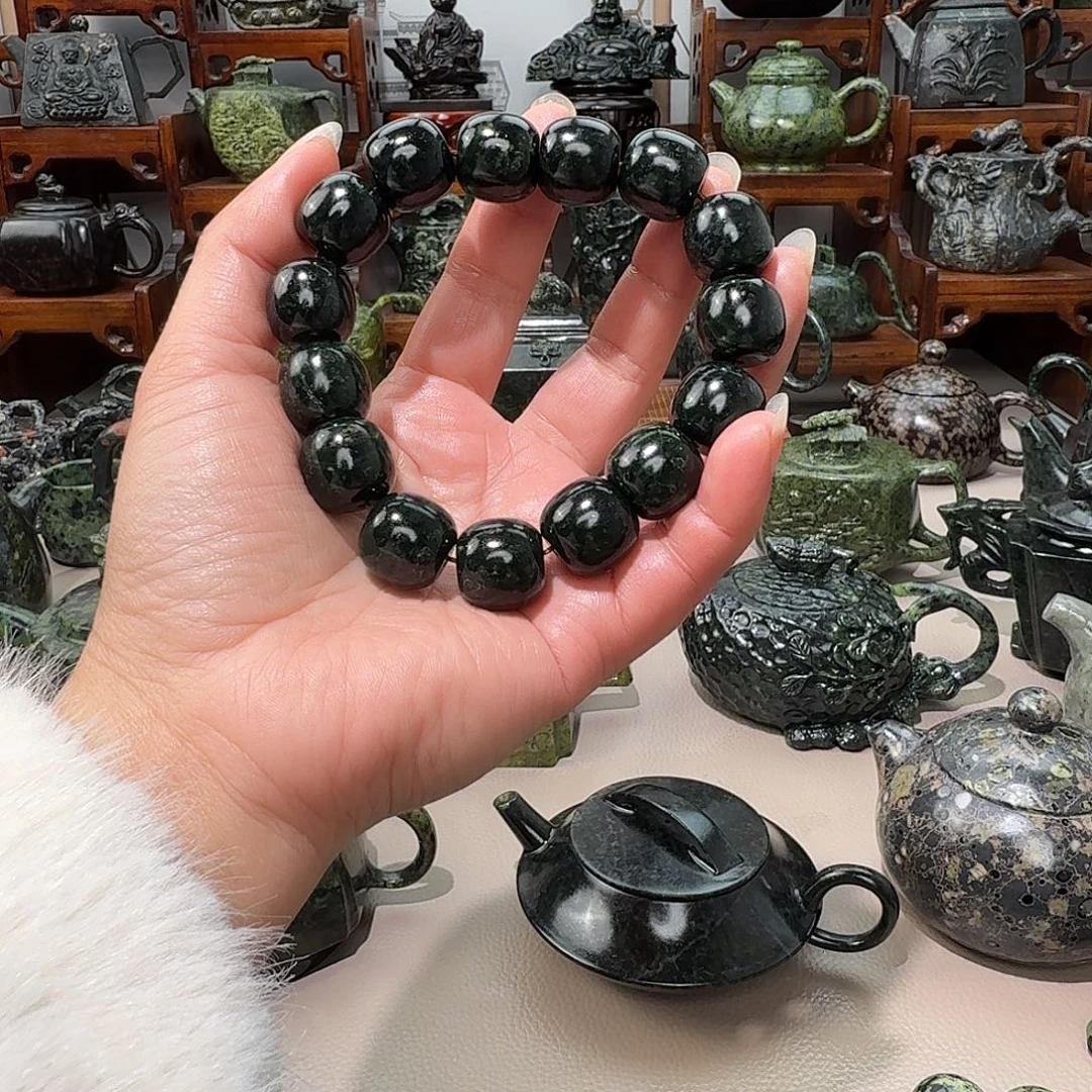 诚***信蛇纹石玉未镶嵌藏玉药王石茶壶摆件