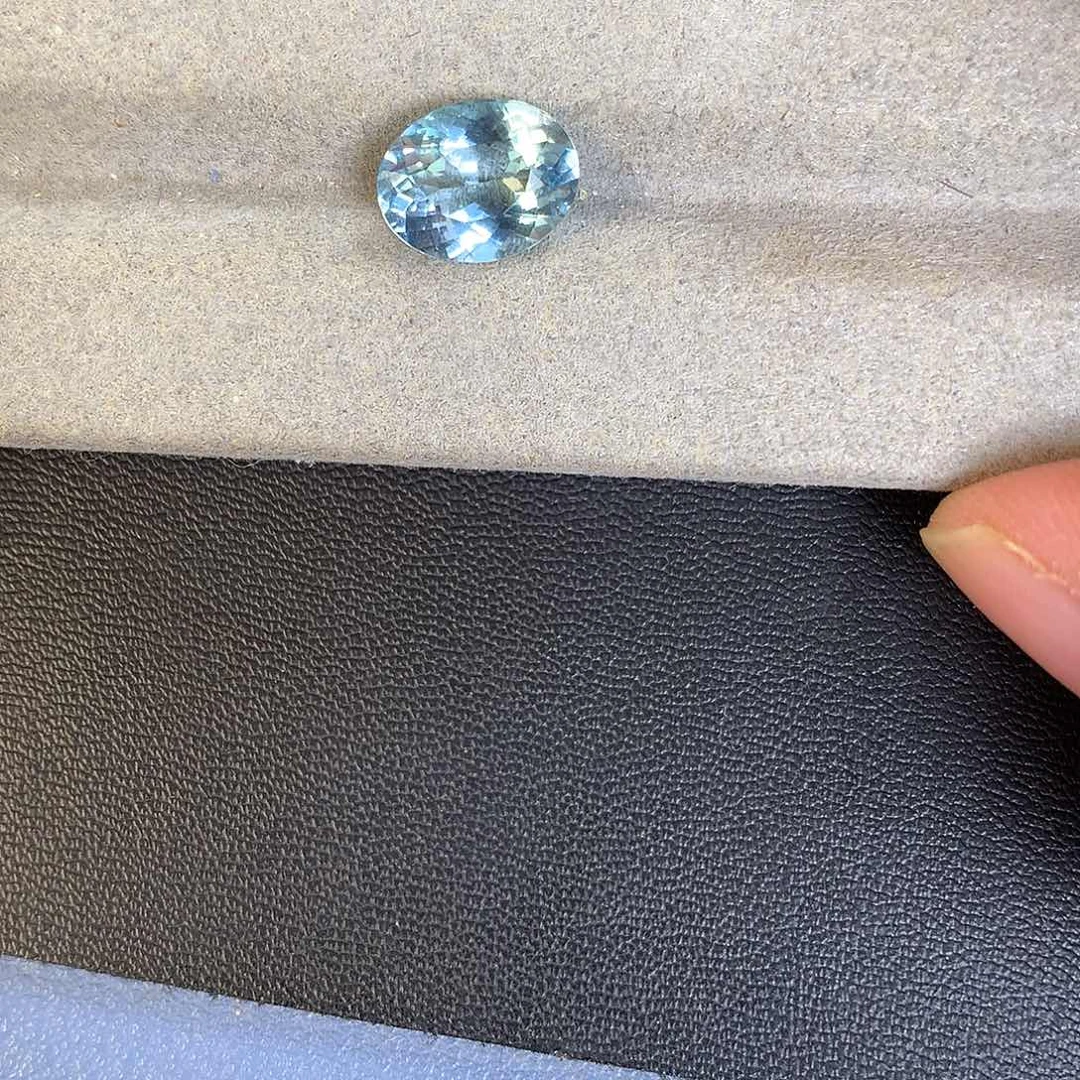 海蓝宝石笔搁未镶嵌2.32 圣玛利亚