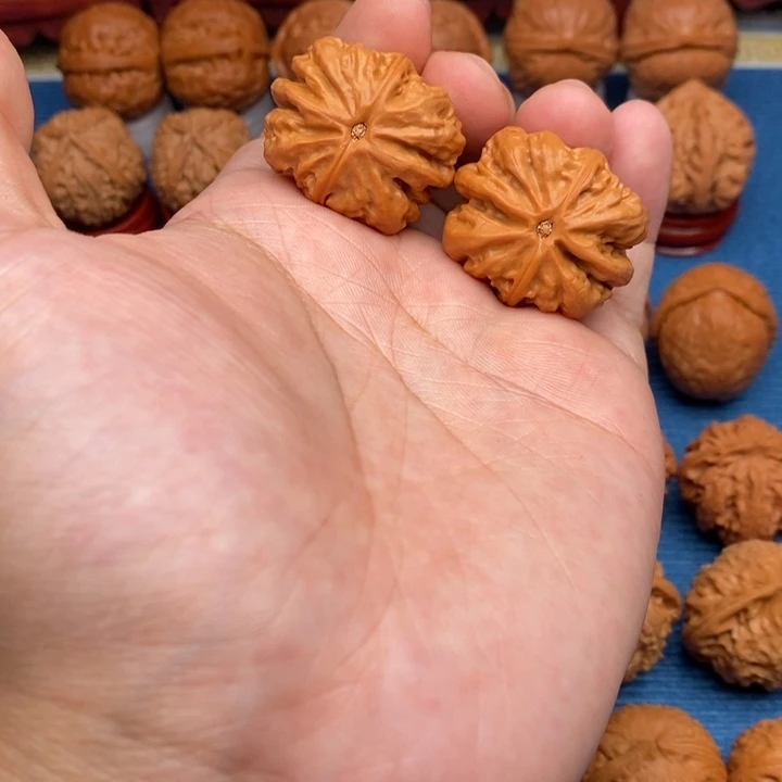 文玩核桃把件雪蟾