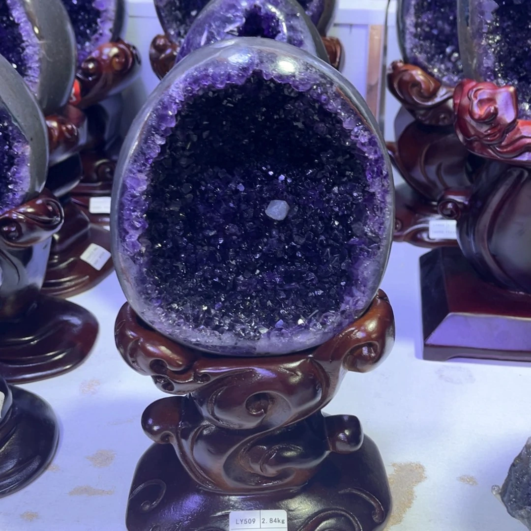 紫晶未镶嵌大型摆件(非配饰)