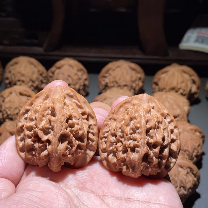 亦***木吊坠桃核42苹果22222