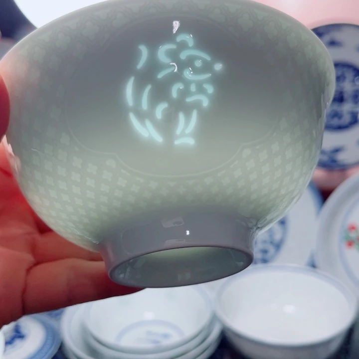 青花玲珑5寸饭碗生肖。鼠