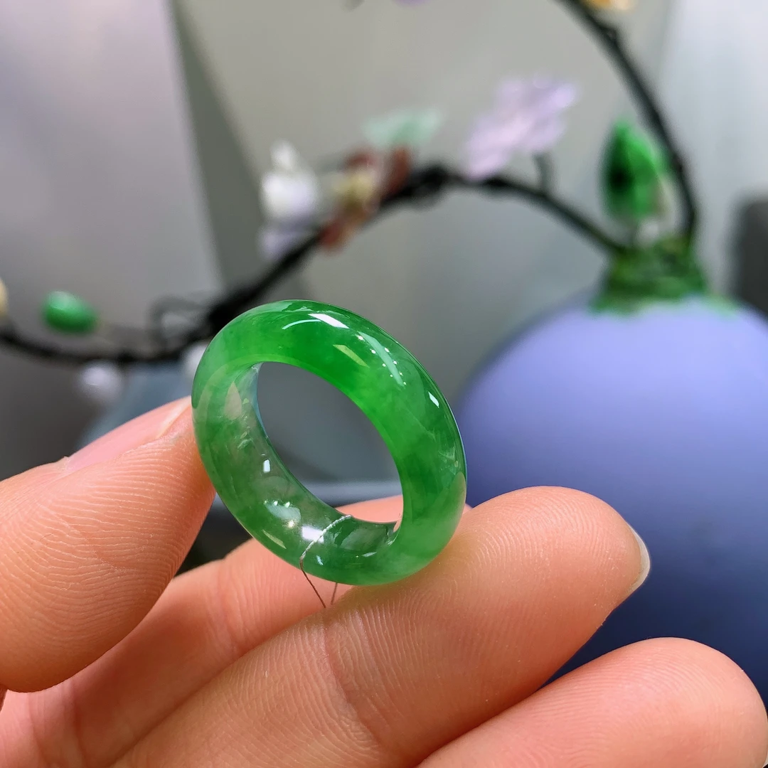 13圈口缅甸天然翡翠A货冰满绿戒指174#
