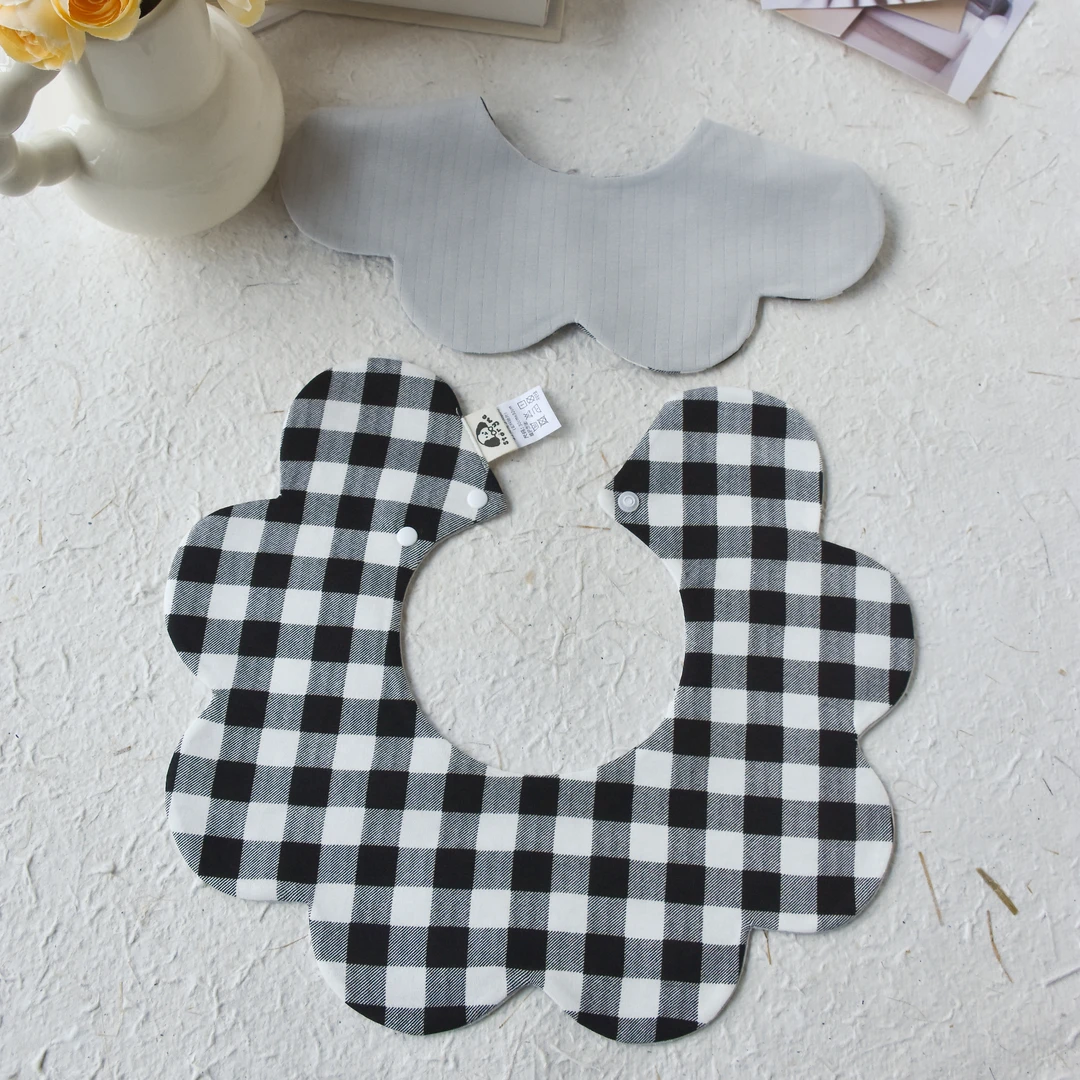 [y722]白底黑白格子口水巾围兜新生儿防吐奶柔软透气可爱ins风