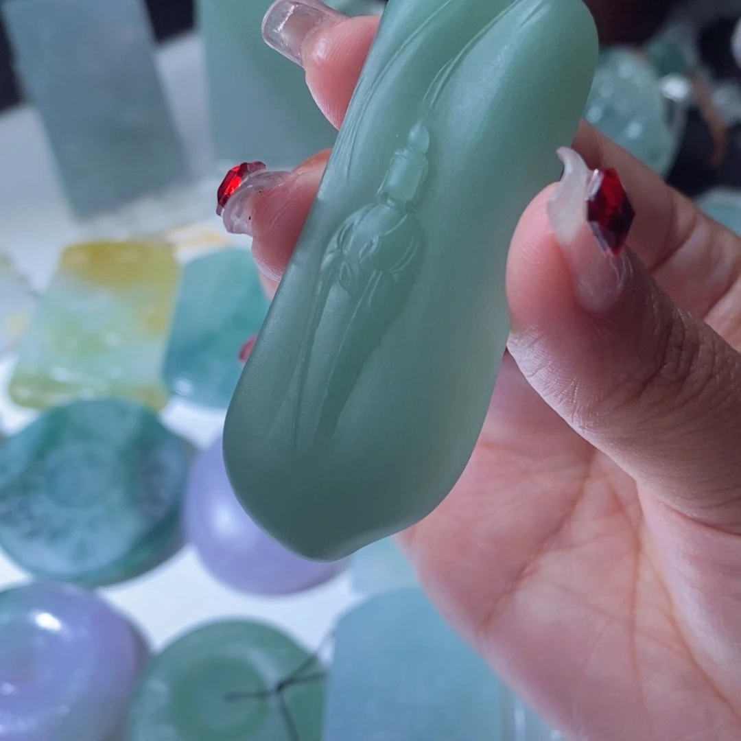 定制翡翠未镶嵌天然翡翠