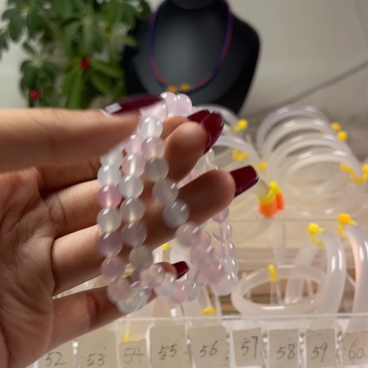 玛瑙/玉髓手镯未镶嵌