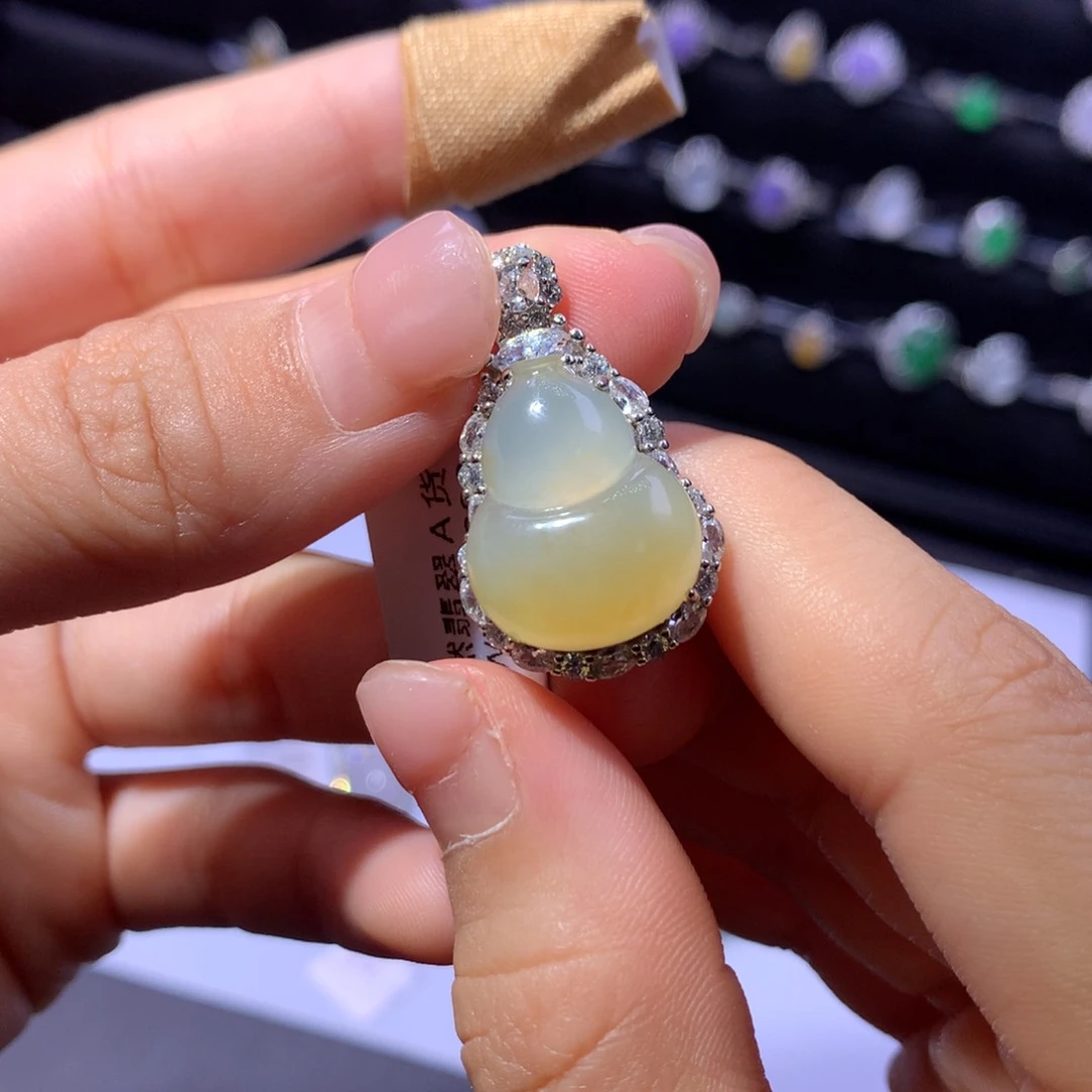 银S925镶嵌翡翠耳饰天然翡翠