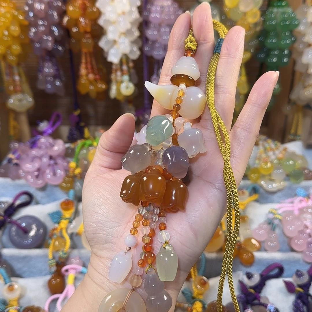 小***、玛瑙/玉髓未镶嵌福利款挂件通货料子不挑新疆西藏不包邮