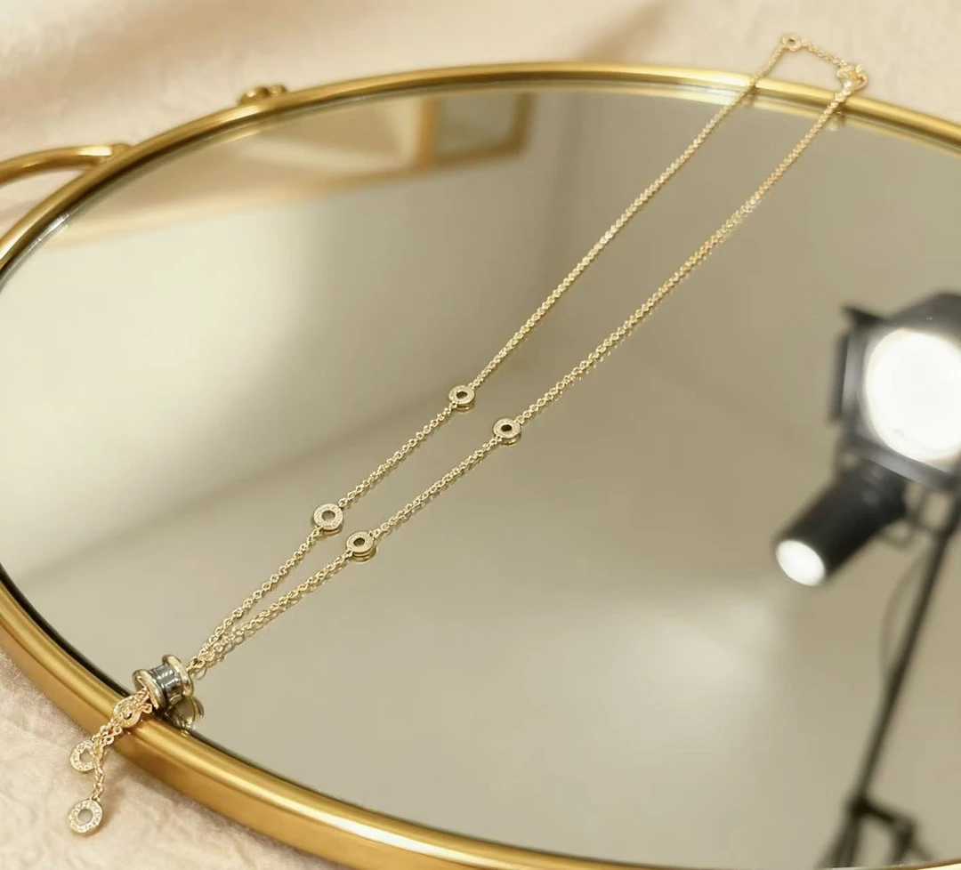 【越美丽】-路路通-V银可精工高版项链约11g58cm-mk3880