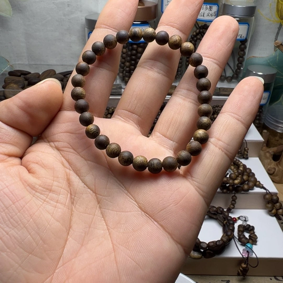 沉香沉香碎屑奇楠沉香卡6单圈