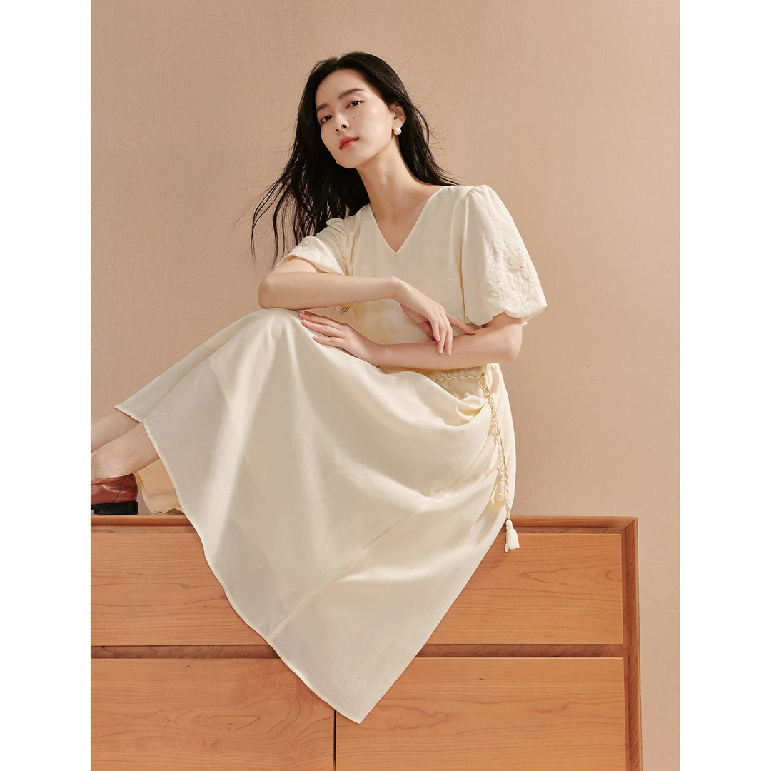 【商场同款】茵曼春秋女连衣裙A字裙新款短袖休闲收腰时尚法式爆款