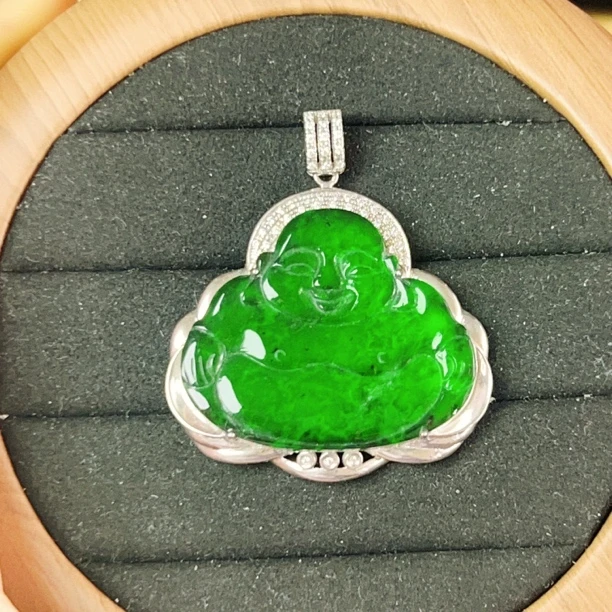 天然翡翠吊坠925银镶嵌