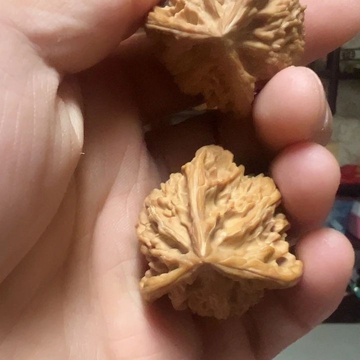 吊坠文玩核桃全品  没修正奔 盘山三棱 37