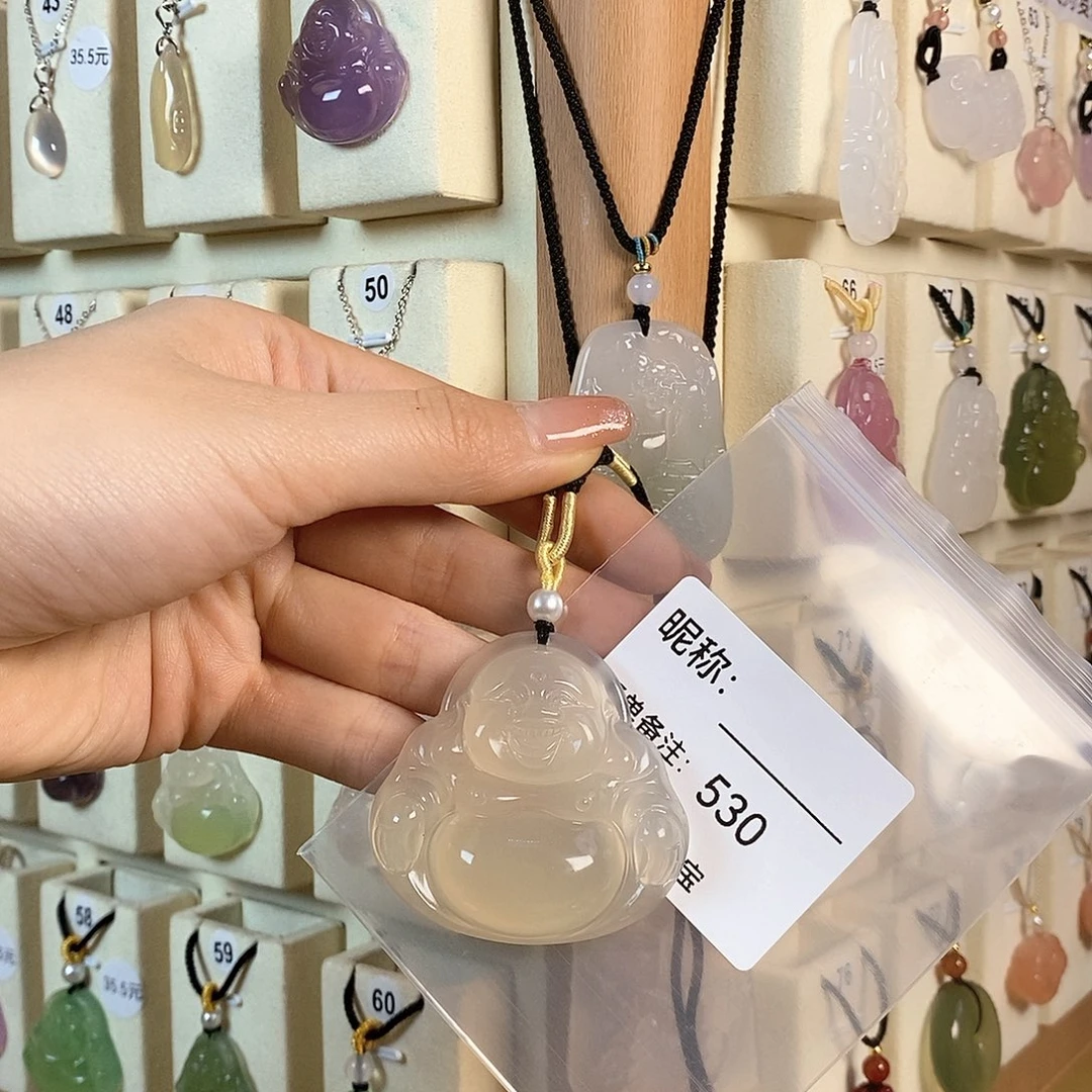 玛瑙/玉髓颈饰未镶嵌M****M