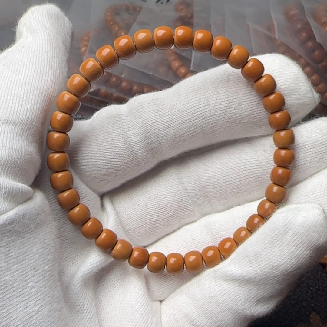 手串橄榄核6.1mm核尖微露白