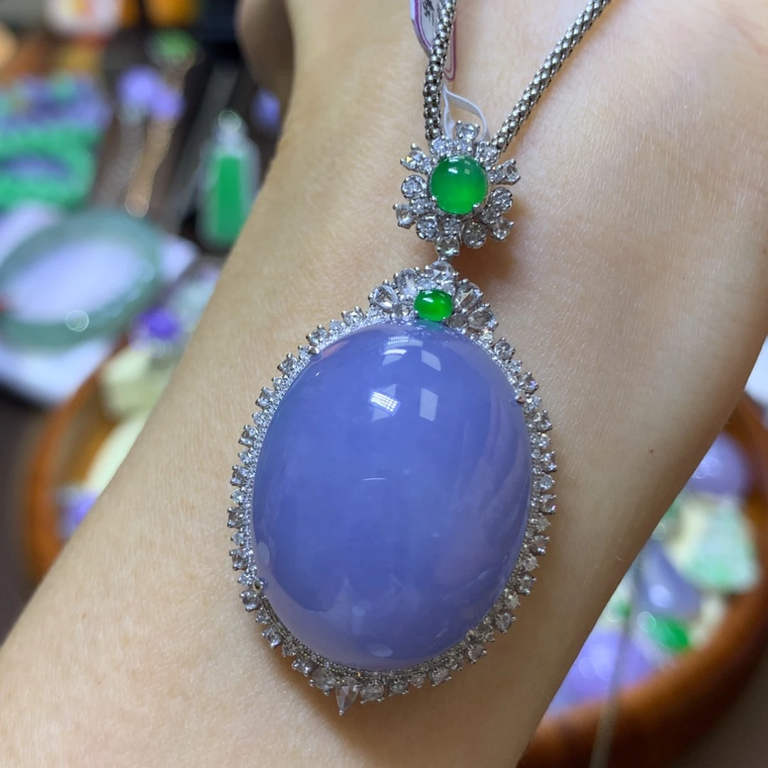 【闪购商品】翡翠颈饰18K金镶嵌翡翠