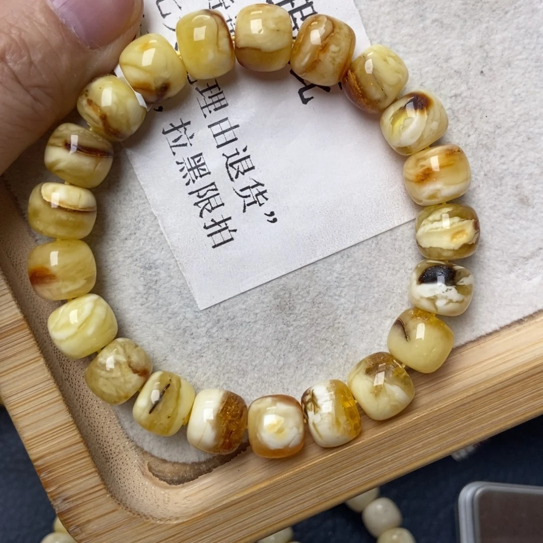 琥珀未镶嵌珠宝奇石41